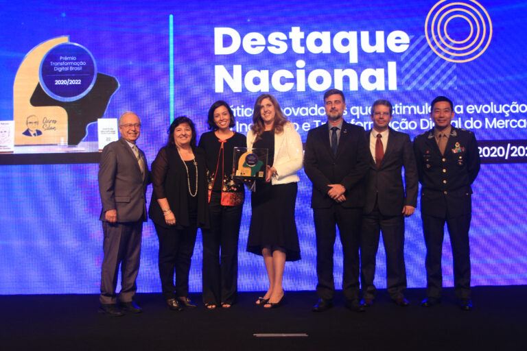 Facens recebe Prêmio Transformação Digital Brasil