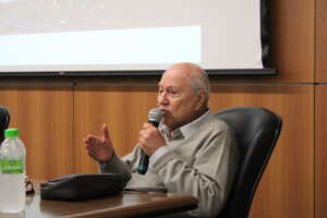 Facens recebe aula com um dos maiores expoentes da Arquitetura do Brasil, Alberto Rubers Botti