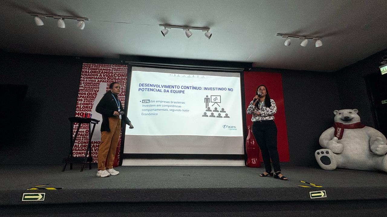 Escritório de Carreiras Facens participa da Semana Universo, da Sorocaba Refrescos