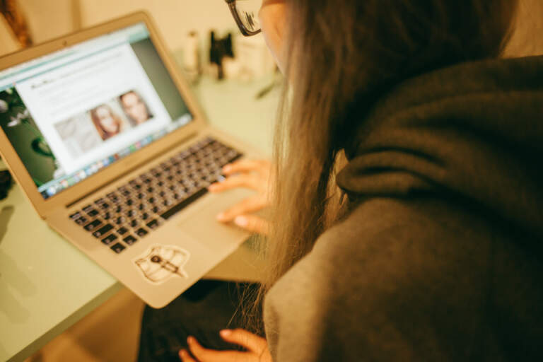 Dicas práticas para melhorar seu aprendizado em cursos online