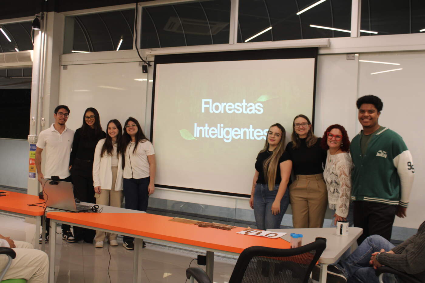 Universitários criam soluções para agilizar processamento de pólen e extração do óleo de andiroba em comunidades da Amazônia e Mata Atlântica