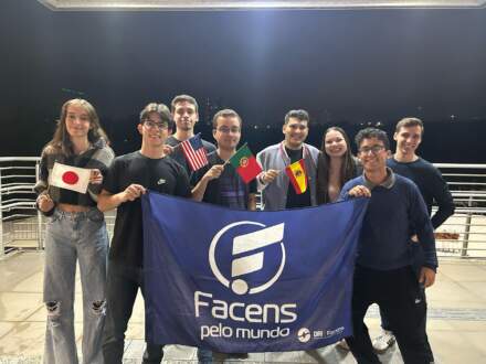 Essa galera está prestes a embarcar para uma jornada única: quem são os aprovados para os programas de estudo no exterior Facens!