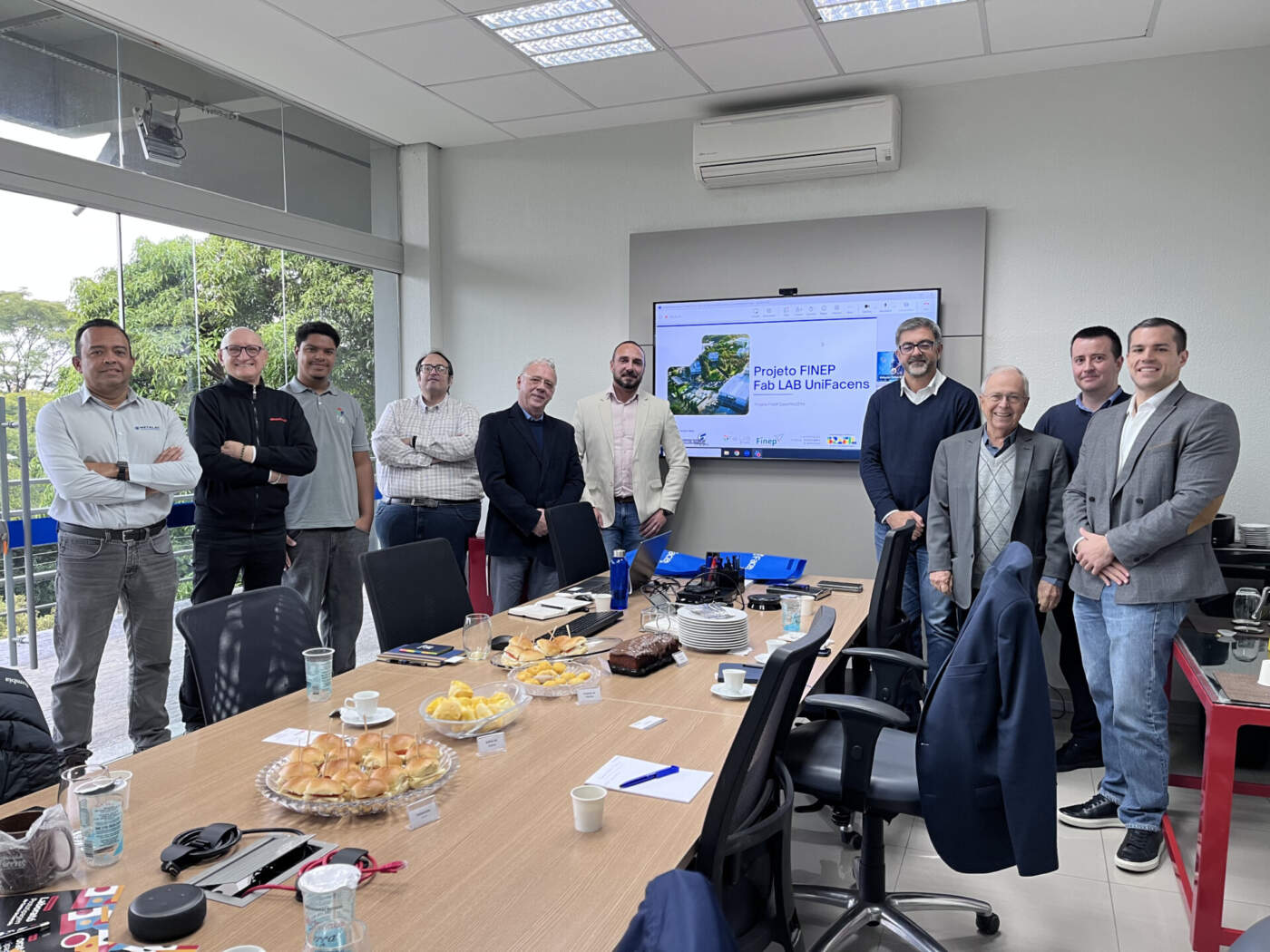UniFacens recebe visita do Comitê Empresarial do Projeto FINEP