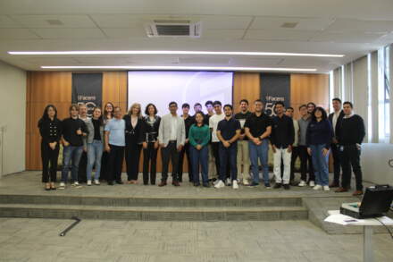 UniFacens recebe visita de representante global da Qualcomm