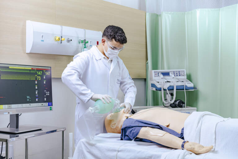 UniFacens agora é um Sítio American Heart e oferta cursos chancelados BLS, ACLS e PALS